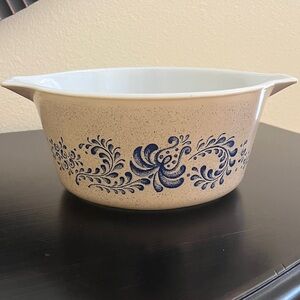 Pyrex Homestead Casserole Dish 1.5 QT
